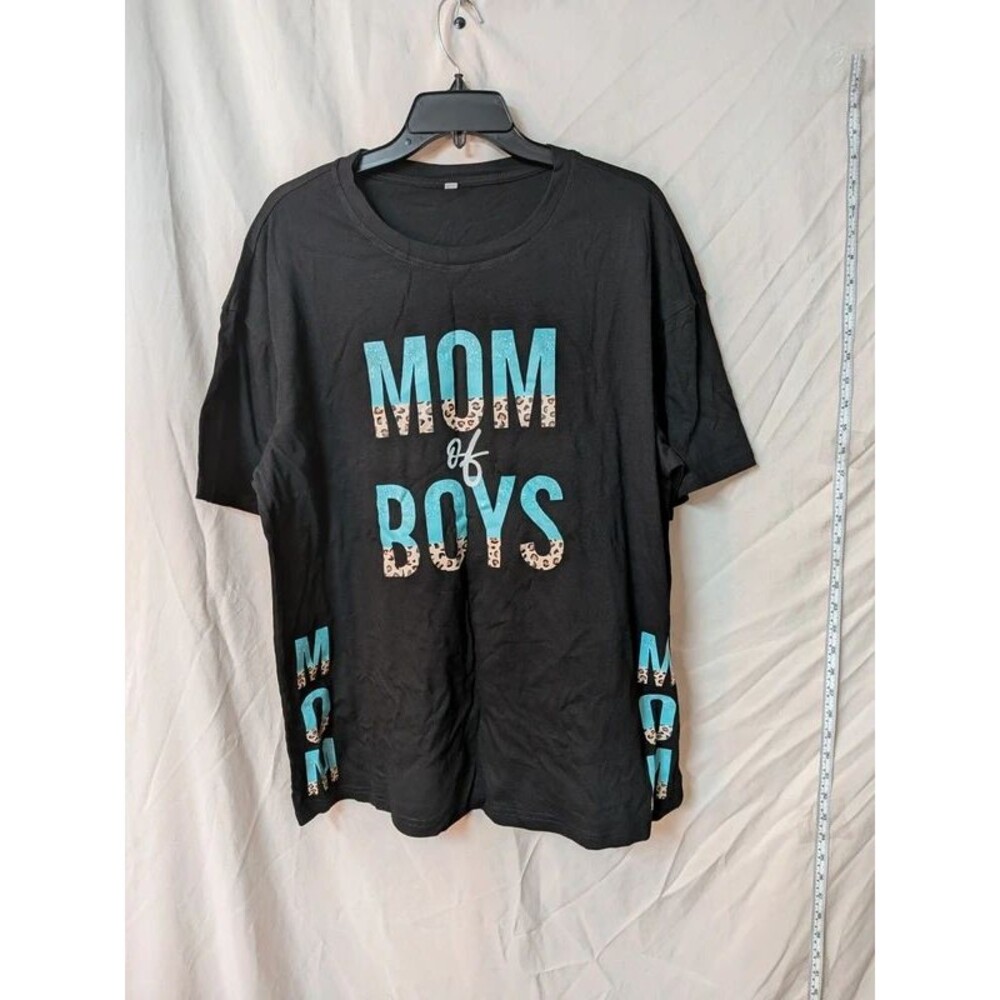 L mom of boys women's tshirt